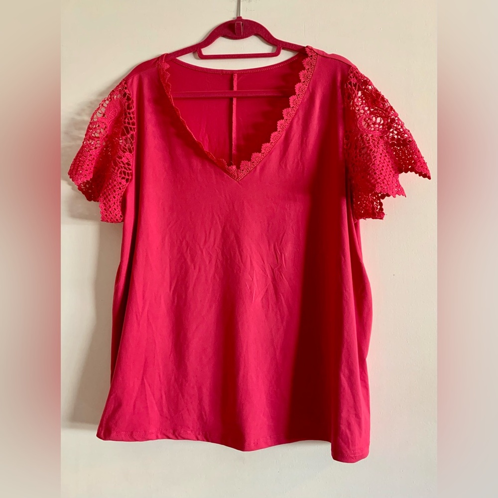 158 Fushia plus crochet lace tee